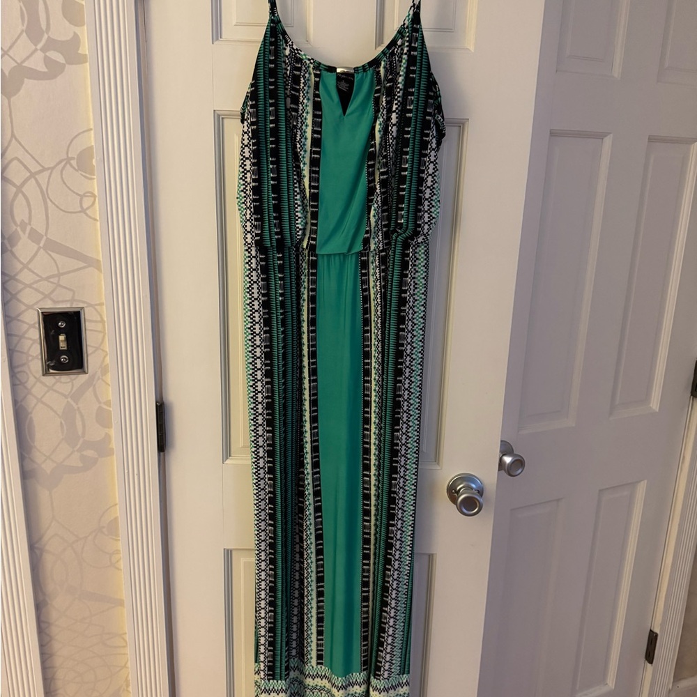 Elegant Green Striped Maxi Dress